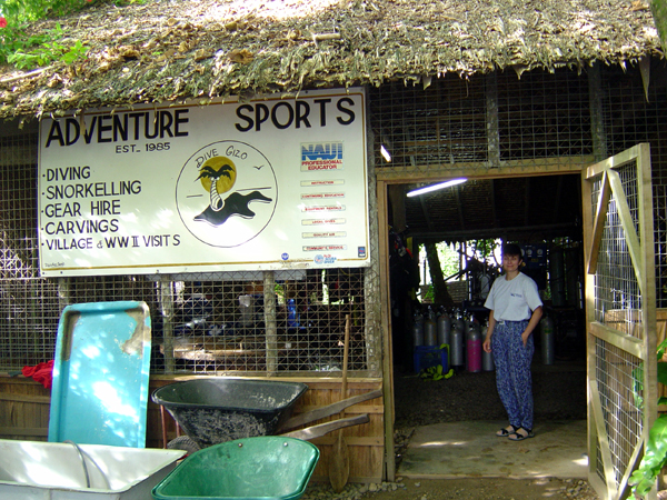 Main dive Shop
2-Dive-Gizo