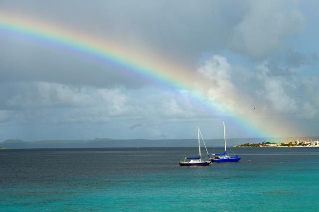 1rainbowandboats