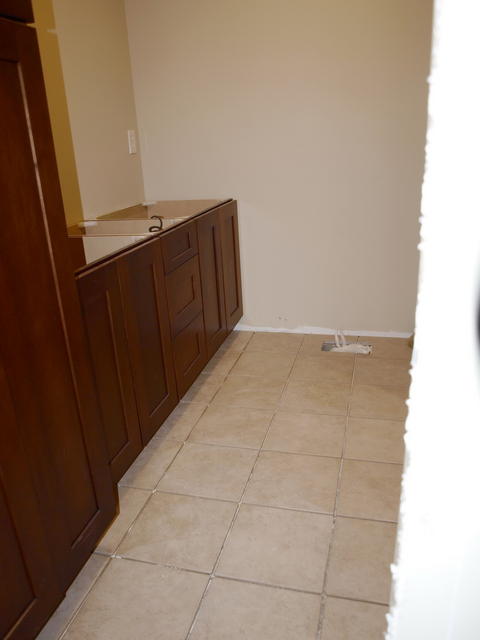 Master Bath_0100.JPG