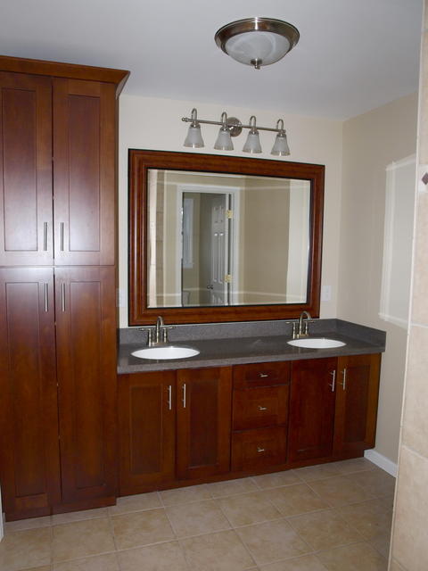 Master Bath_776.JPG