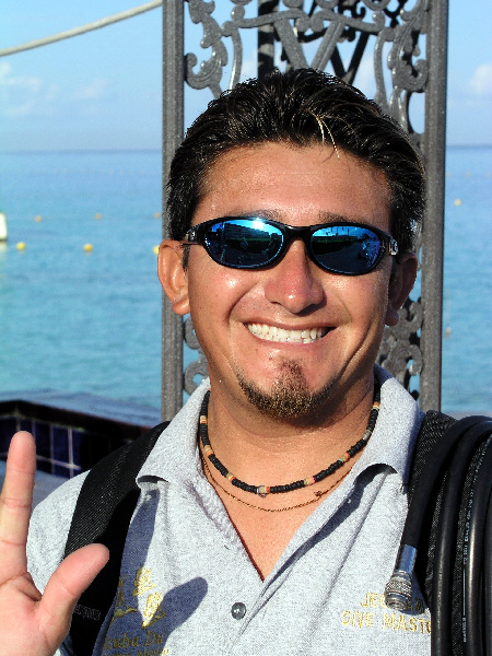 giovanni, our favortie DM at scuba du at the el presidente hotel
make sure you tell him scott sent you