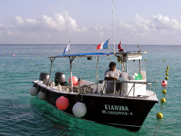 one of Scuba Du's samller boats
this was our boat most of the 
time...wow