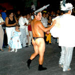 look ma, no pants
cozumel carnival 2003