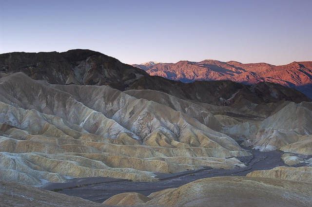 13  Zabriskie Point on a Cloudless Day.