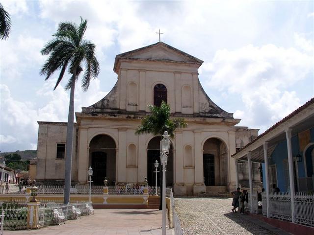 Church in Plaza Mayor 2.jpg